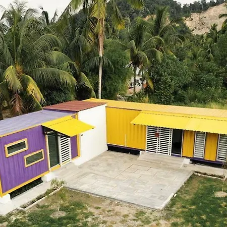 Purple Cube At Lumut Cube Homestay Kontena Exterior photo